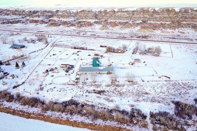 5355 Highway 10 East, House detached with 2 bedrooms, 1 bathrooms and 4 parking in Wheatland County AB | Image 21