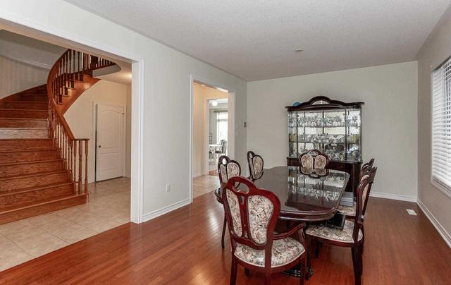 8 Perkins Dr, House detached with 4 bedrooms, 4 bathrooms and 6 parking in Brampton ON | Image 37