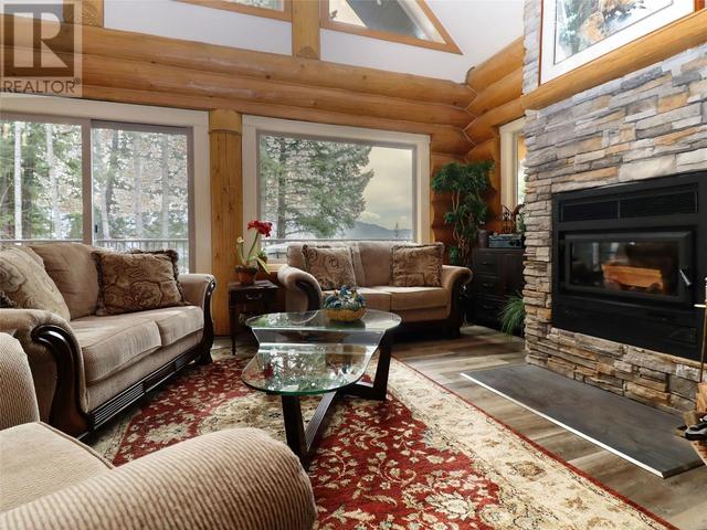 2589 Airstrip Road, House detached with 3 bedrooms, 3 bathrooms and 2 parking in Columbia Shuswap F BC | Image 26