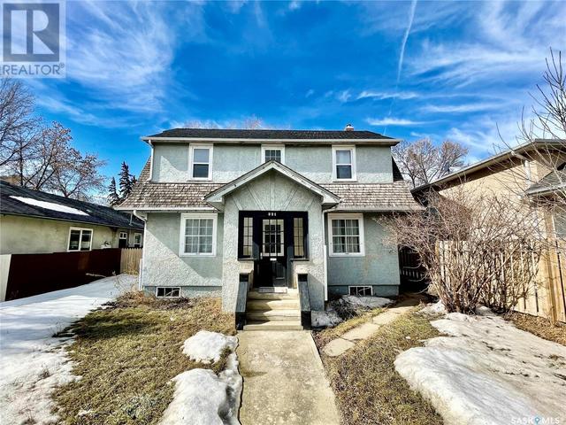 821 Idylwyld Dr N, House detached with 4 bedrooms, 3 bathrooms and null parking in Saskatoon SK | Card Image