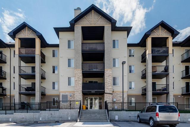 7204 - 304 Mackenzie Way Sw, Condo with 2 bedrooms, 1 bathrooms and 1 parking in Calgary AB | Image 31