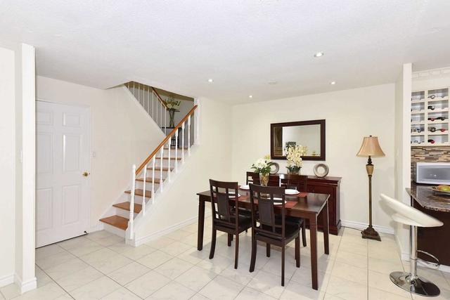 167 - 1055 Dundas St E, Townhouse with 3 bedrooms, 1 bathrooms and 1 parking in Mississauga ON | Image 15