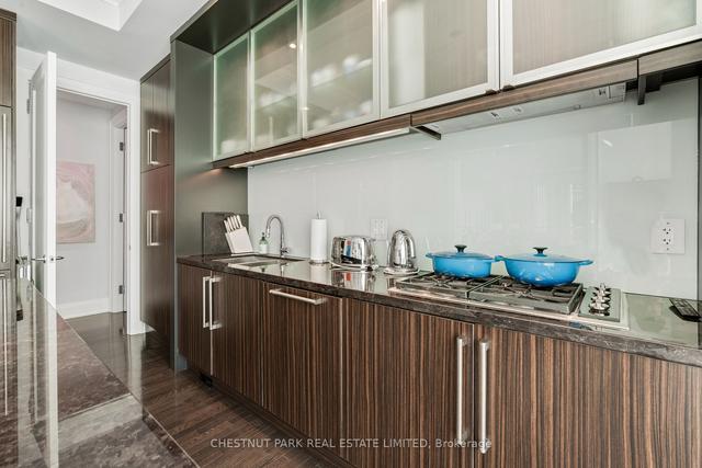 606 - 80 Yorkville Ave, Condo with 2 bedrooms, 3 bathrooms and 2 parking in Toronto ON | Image 25