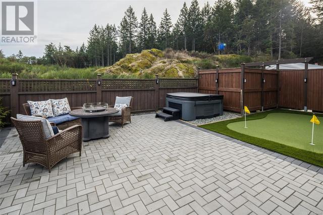 2227 Players Dr, House detached with 6 bedrooms, 4 bathrooms and 3 parking in Langford BC | Image 48