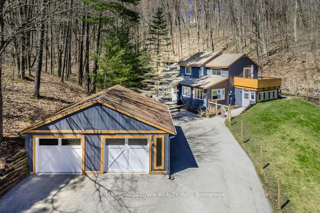 144 Huronwoods Dr, House detached with 4 bedrooms, 3 bathrooms and 14 parking in Oro Medonte ON | Image 1