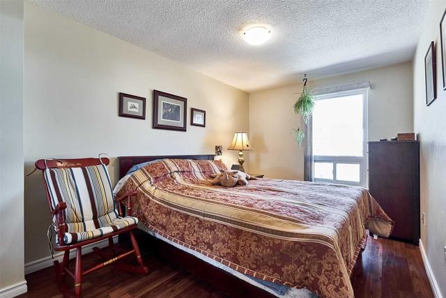 38 Harridine Lane, Townhouse with 3 bedrooms, 2 bathrooms and 2 parking in Ajax ON | Image 10