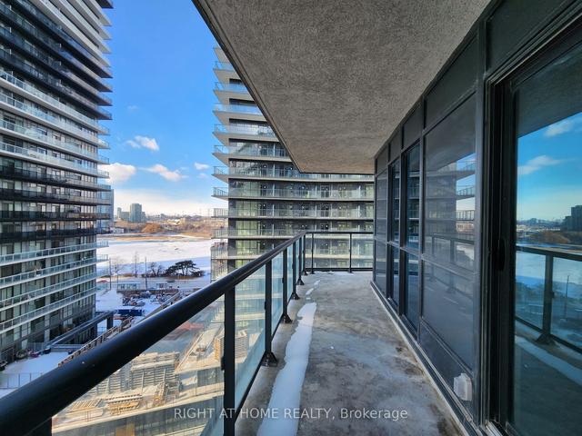 1205 - 39 Annie Craig Dr, Condo with 1 bedrooms, 1 bathrooms and 1 parking in Toronto ON | Image 9