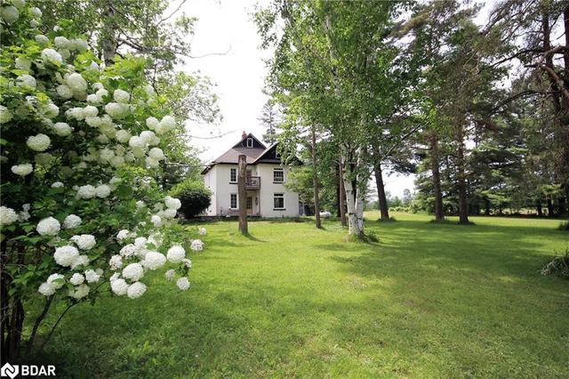 598 6 Line S, House detached with 3 bedrooms, 1 bathrooms and 12 parking in Oro Medonte ON | Image 1