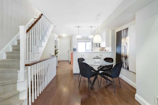 th 13 - 151 Merton St, Townhouse with 3 bedrooms, 3 bathrooms and 1 parking in Toronto ON | Image 3