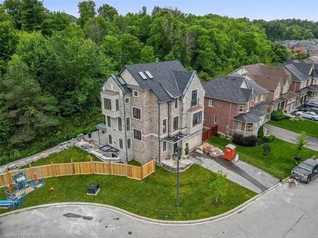 100 Foxtail Court, House detached with 4 bedrooms, 3 bathrooms and 4 parking in Halton Hills ON | Image 40