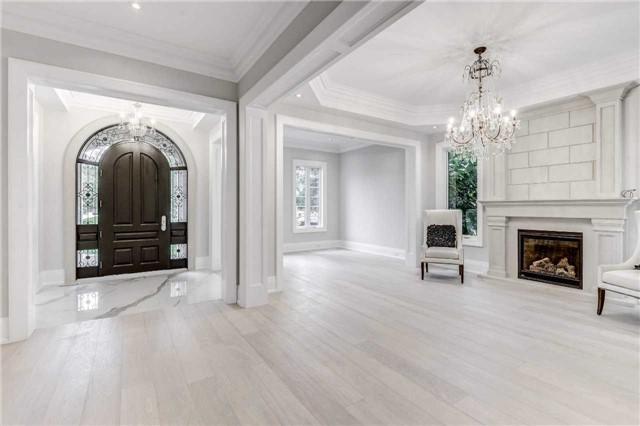 162 Oliver Pl, House detached with 4 bedrooms, 5 bathrooms and 6 parking in Oakville ON | Image 3