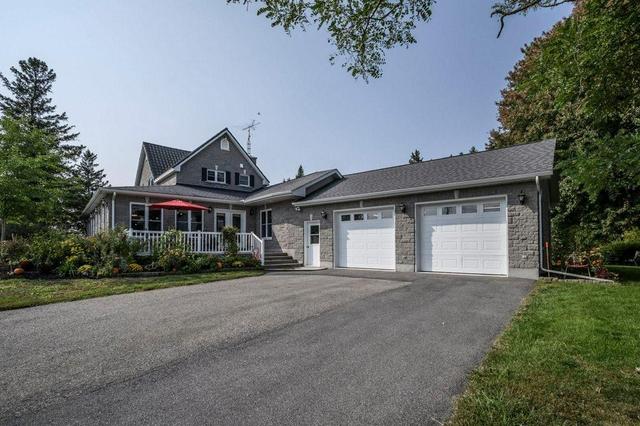 21715 Concession 2 Road, House detached with 3 bedrooms, 2 bathrooms and 20 parking in South Glengarry ON | Image 1
