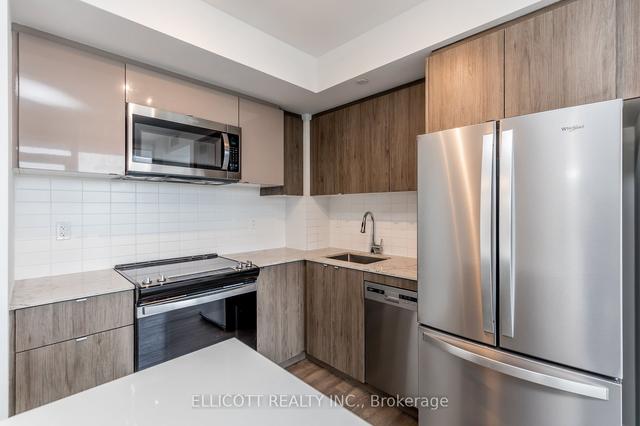 705 - 1461 Lawrence Ave W, Condo with 2 bedrooms, 2 bathrooms and 1 parking in Toronto ON | Image 13