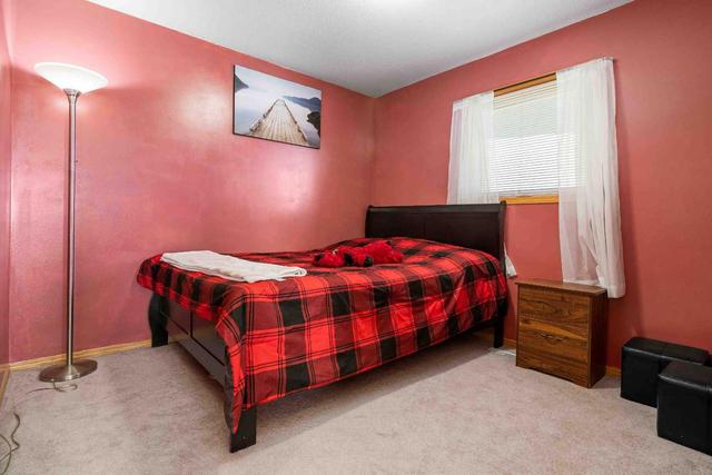 52 Storrs Crescent Se, House detached with 4 bedrooms, 3 bathrooms and 2 parking in Medicine Hat AB | Image 14