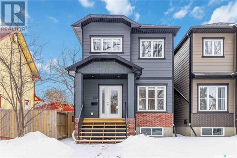 120 3rd Street E, House semidetached with 4 bedrooms, 4 bathrooms and null parking in Saskatoon SK | Card Image