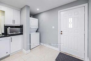 22 Jessie St, House detached with 3 bedrooms, 3 bathrooms and 2 parking in Brampton ON | Image 30