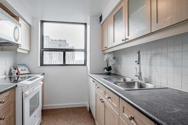 929 - 60 St Patrick St, Condo with 1 bedrooms, 1 bathrooms and 0 parking in Toronto ON | Image 4