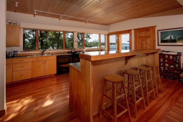392&393 The Ridges Island, House detached with 6 bedrooms, 4 bathrooms and 0 parking in Georgian Bay ON | Image 2