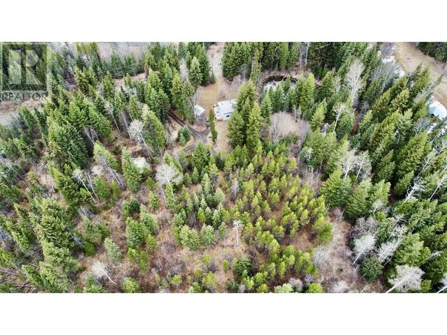 3669 Bradley Creek Road, House detached with 3 bedrooms, 2 bathrooms and null parking in Cariboo H BC | Image 28
