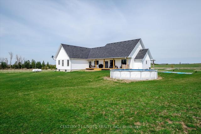 613 County Rd 8, House detached with 4 bedrooms, 4 bathrooms and 12 parking in Douro Dummer ON | Image 29