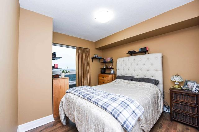 2103 - 215 Queen St E, Condo with 1 bedrooms, 1 bathrooms and 1 parking in Brampton ON | Image 9