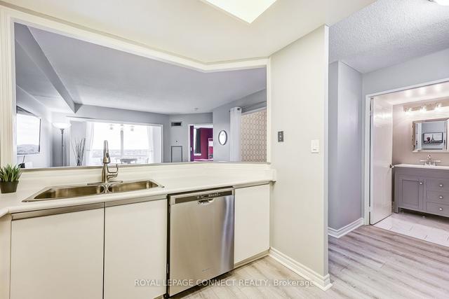 1002 - 711 Rossland Rd E, Condo with 1 bedrooms, 1 bathrooms and 1 parking in Whitby ON | Image 2