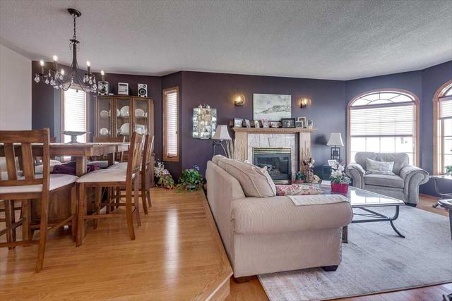 17 Ryan Close, House detached with 5 bedrooms, 3 bathrooms and 4 parking in Red Deer AB | Image 5