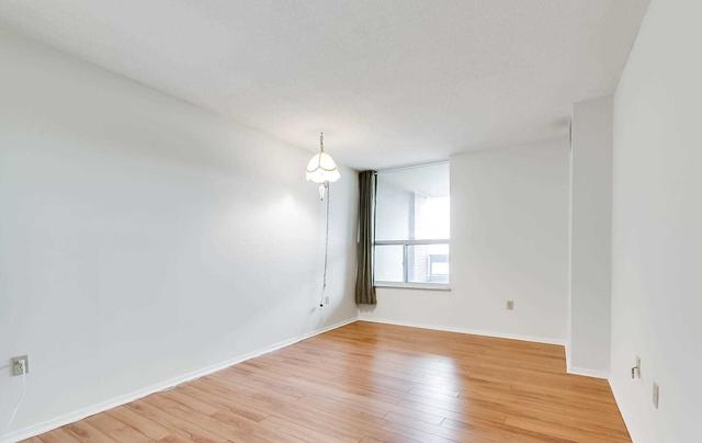 1403 - 2365 Kennedy Rd, Condo with 2 bedrooms, 2 bathrooms and 1 parking in Toronto ON | Image 6