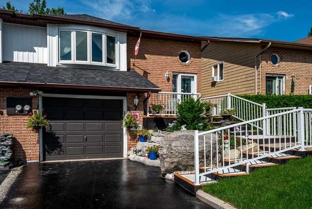7 Birch Cres, House semidetached with 2 bedrooms, 2 bathrooms and 2 parking in Kawartha Lakes ON | Image 1