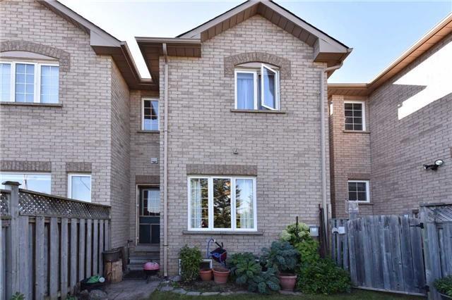 80 Carousel Cres, House attached with 3 bedrooms, 3 bathrooms and 2 parking in Richmond Hill ON | Image 18