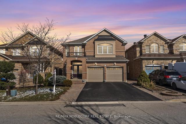 36 Venice Gate Dr, House detached with 5 bedrooms, 5 bathrooms and 6 parking in Vaughan ON | Image 12