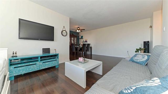 1908 - 21 Knightsbridge Rd, Condo with 2 bedrooms, 1 bathrooms and 1 parking in Brampton ON | Image 12