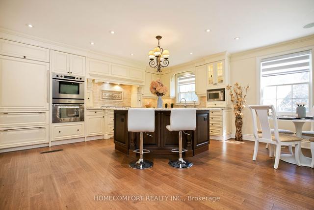 40 Wilket Rd, House detached with 4 bedrooms, 5 bathrooms and 6 parking in Toronto ON | Image 4