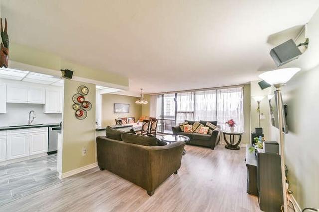 710 - 11 Wincott Dr, Condo with 3 bedrooms, 2 bathrooms and 1 parking in Toronto ON | Image 2