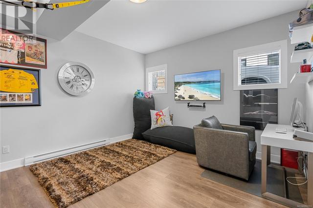 2816 Lunar Crt, House attached with 3 bedrooms, 4 bathrooms and 2 parking in Langford BC | Image 4
