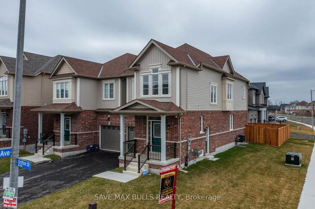 9201 Griffon St, House attached with 3 bedrooms, 3 bathrooms and 4 parking in Niagara Falls ON | Image 37