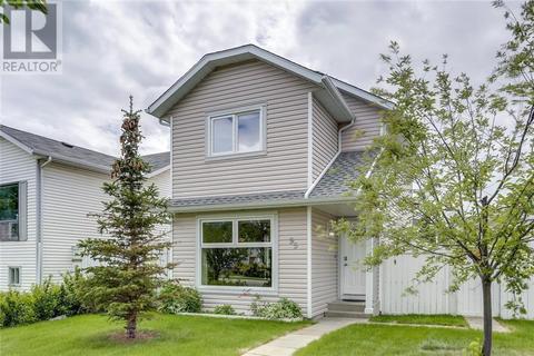 95 Taradale Drive Ne, House detached with 3 bedrooms, 2 bathrooms and 2 parking in Calgary AB | Card Image