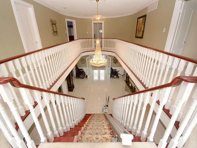 1918 Royal Credit Blvd, House detached with 4 bedrooms, 5 bathrooms and 12 parking in Mississauga ON | Image 21