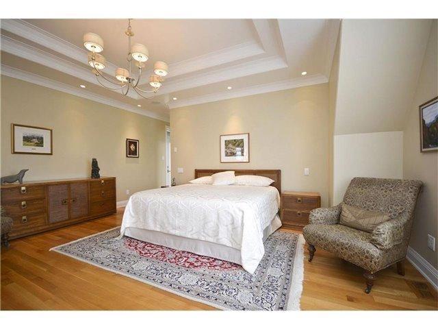 887 Potvin Ave, House detached with 3 bedrooms, 4 bathrooms and 4 parking in Ottawa ON | Image 12
