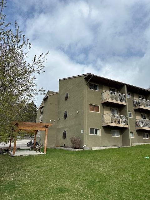 67 - 1309 11th Avenue, Condo with 2 bedrooms, 1 bathrooms and 1 parking in Invermere BC | Image 1