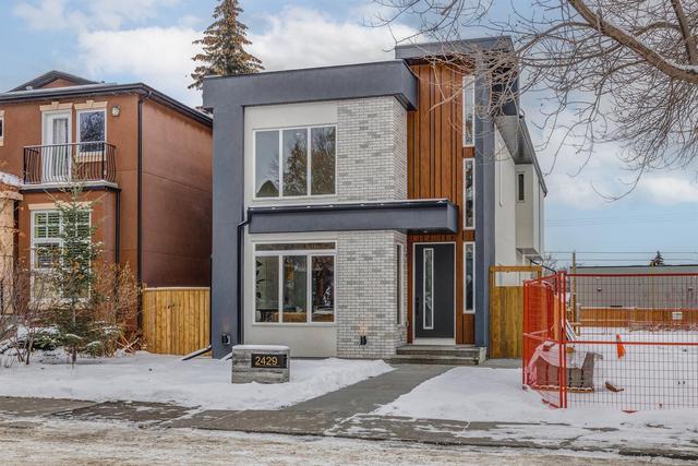 2429 6 Avenue Nw, House detached with 4 bedrooms, 4 bathrooms and 2 parking in Calgary AB | Image 12