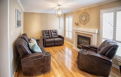 98 Muskox Dr, House detached with 4 bedrooms, 4 bathrooms and 2 parking in Toronto ON | Image 9