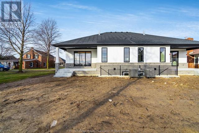 1582 Jasperson, House semidetached with 4 bedrooms, 3 bathrooms and null parking in Kingsville ON | Image 42