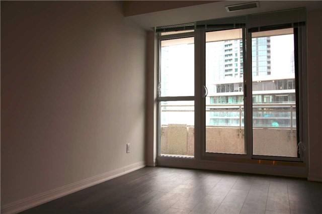 1912 - 35 Bastion St, Condo with 2 bedrooms, 2 bathrooms and 1 parking in Toronto ON | Image 8