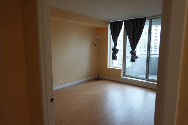 1104 - 5765 Yonge St, Condo with 2 bedrooms, 2 bathrooms and 1 parking in Toronto ON | Image 4