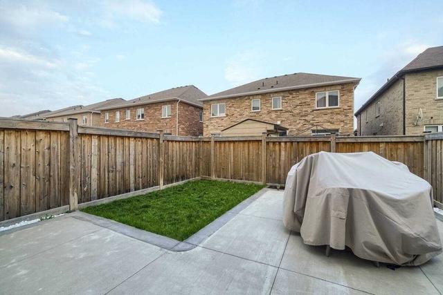63 Antibes Dr, House semidetached with 4 bedrooms, 4 bathrooms and 3 parking in Brampton ON | Image 21