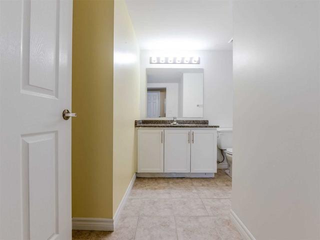 403 - 45 Kingsbury Sq, Condo with 2 bedrooms, 1 bathrooms and 1 parking in Guelph ON | Image 21