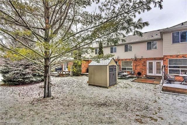 470 Annapolis Crt, House attached with 3 bedrooms, 3 bathrooms and 3 parking in Waterloo ON | Image 15