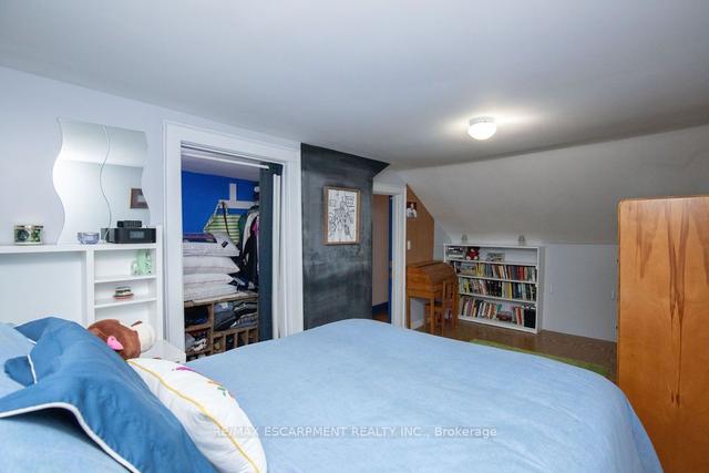 356 Hunter St W, House detached with 3 bedrooms, 2 bathrooms and 2 parking in Hamilton ON | Image 26