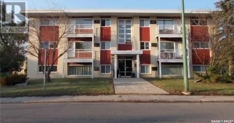 1811 8th Avenue N, Condo with 2 bedrooms, 1 bathrooms and null parking in Regina SK | Card Image